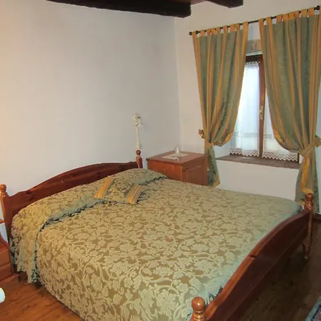Al Col Alloggio per agriturismo *