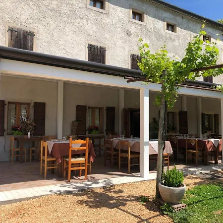 Al Col Alloggio per agriturismo *